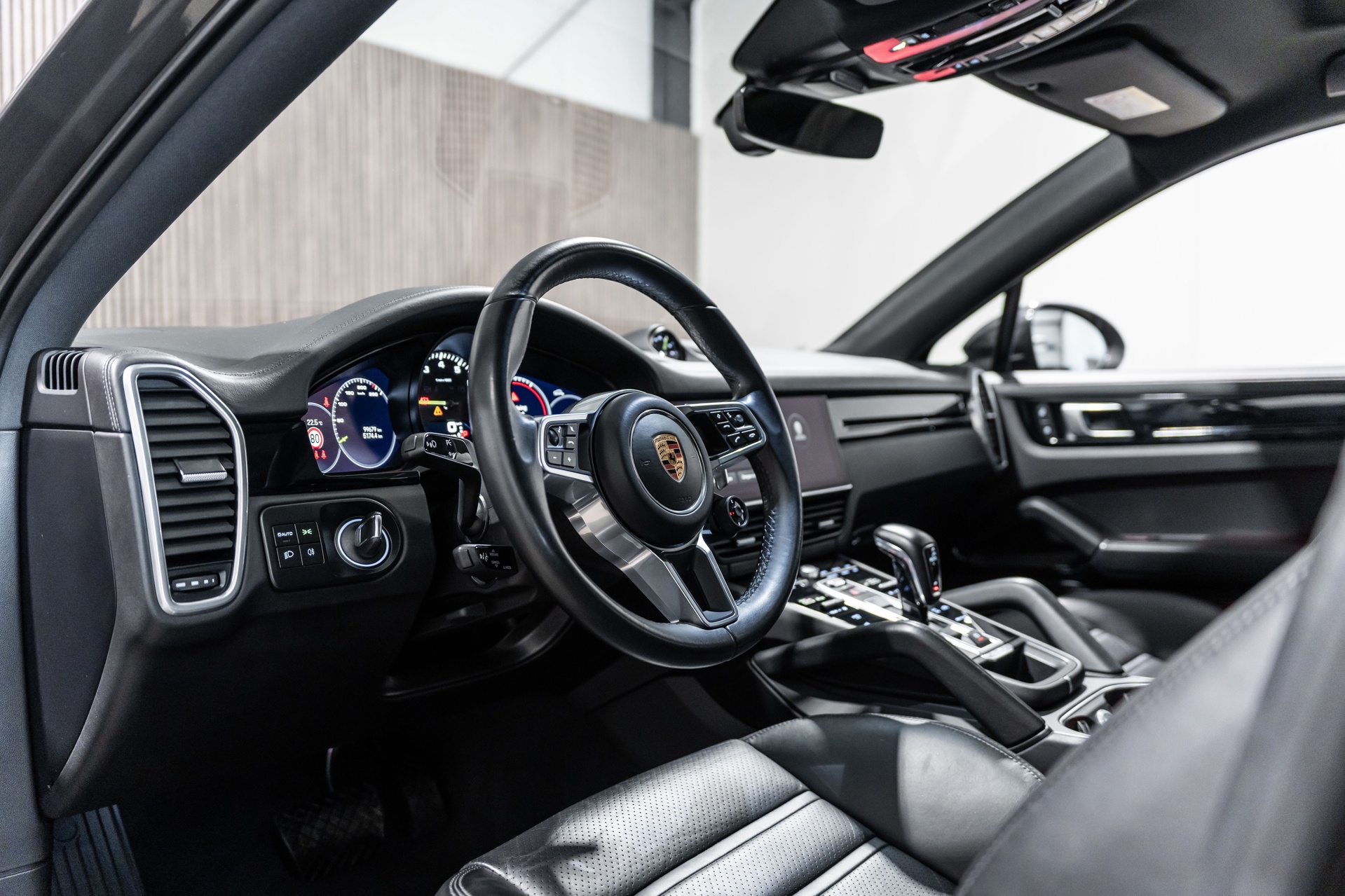 Foto van Porsche Cayenne E-hybrid