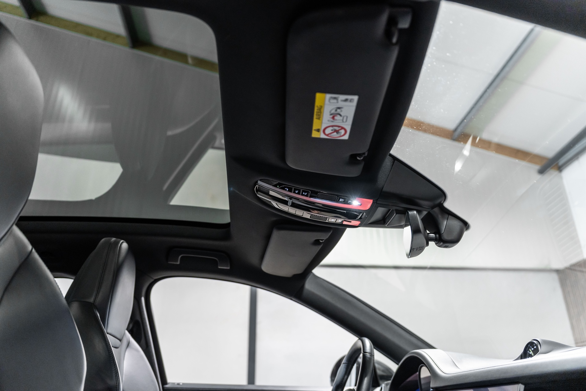Foto van Porsche Cayenne E-hybrid