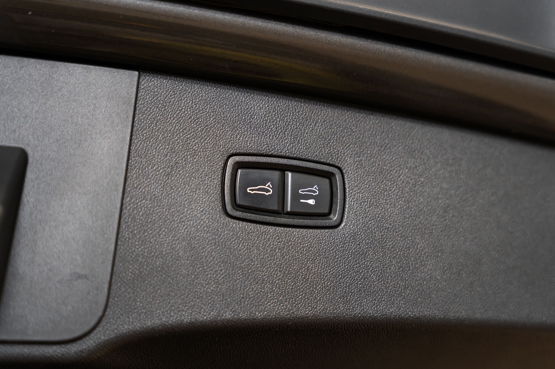 Foto van Porsche Cayenne E-hybrid