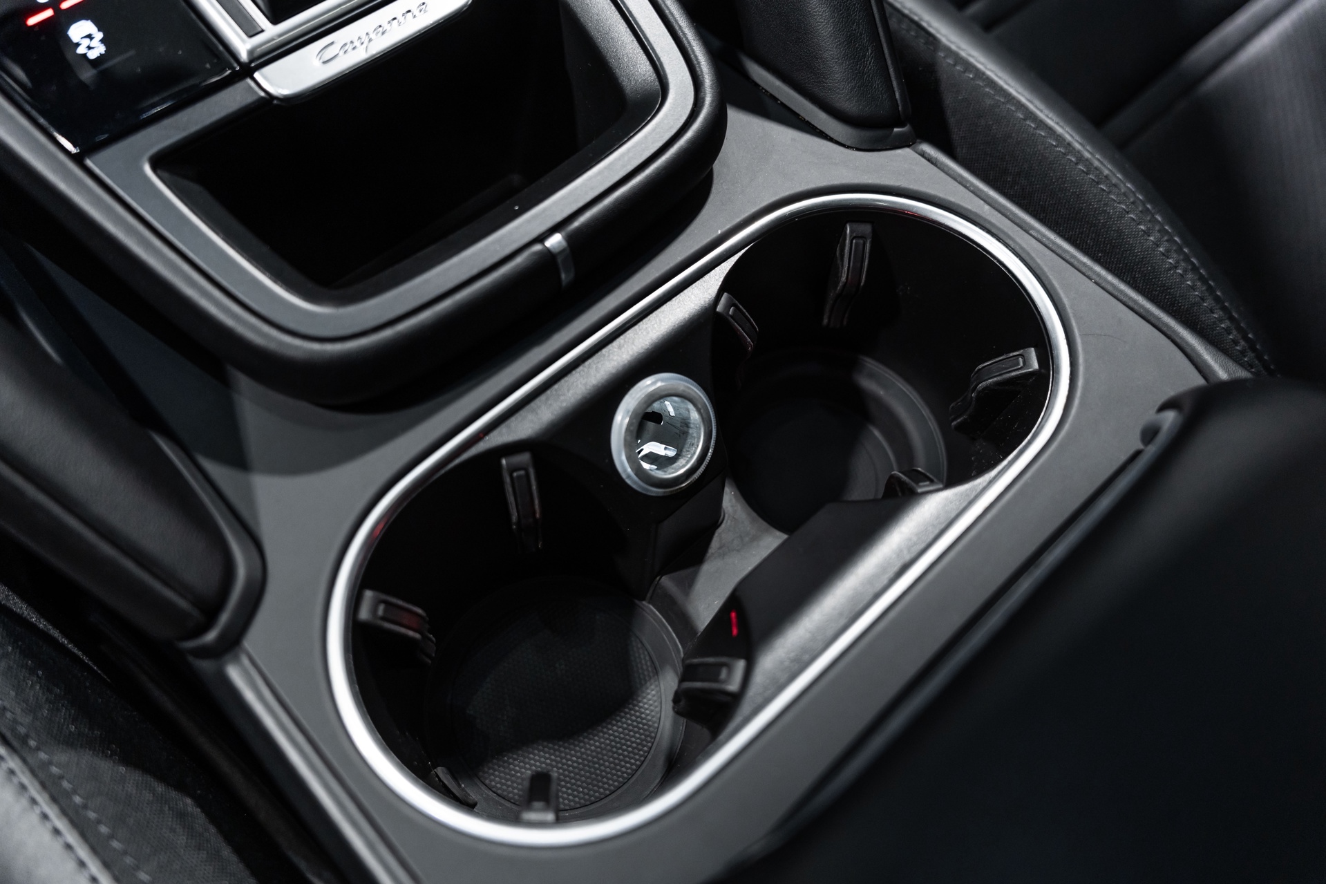 Foto van Porsche Cayenne E-hybrid