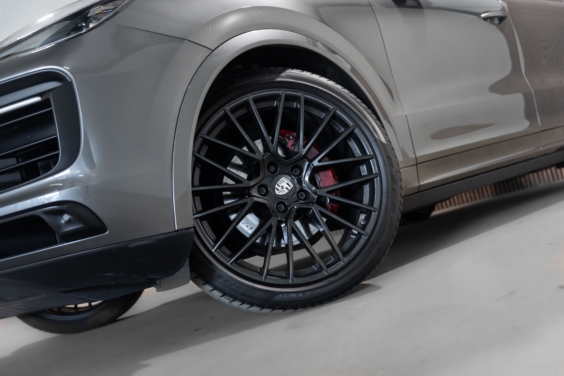Foto van Porsche Cayenne E-hybrid