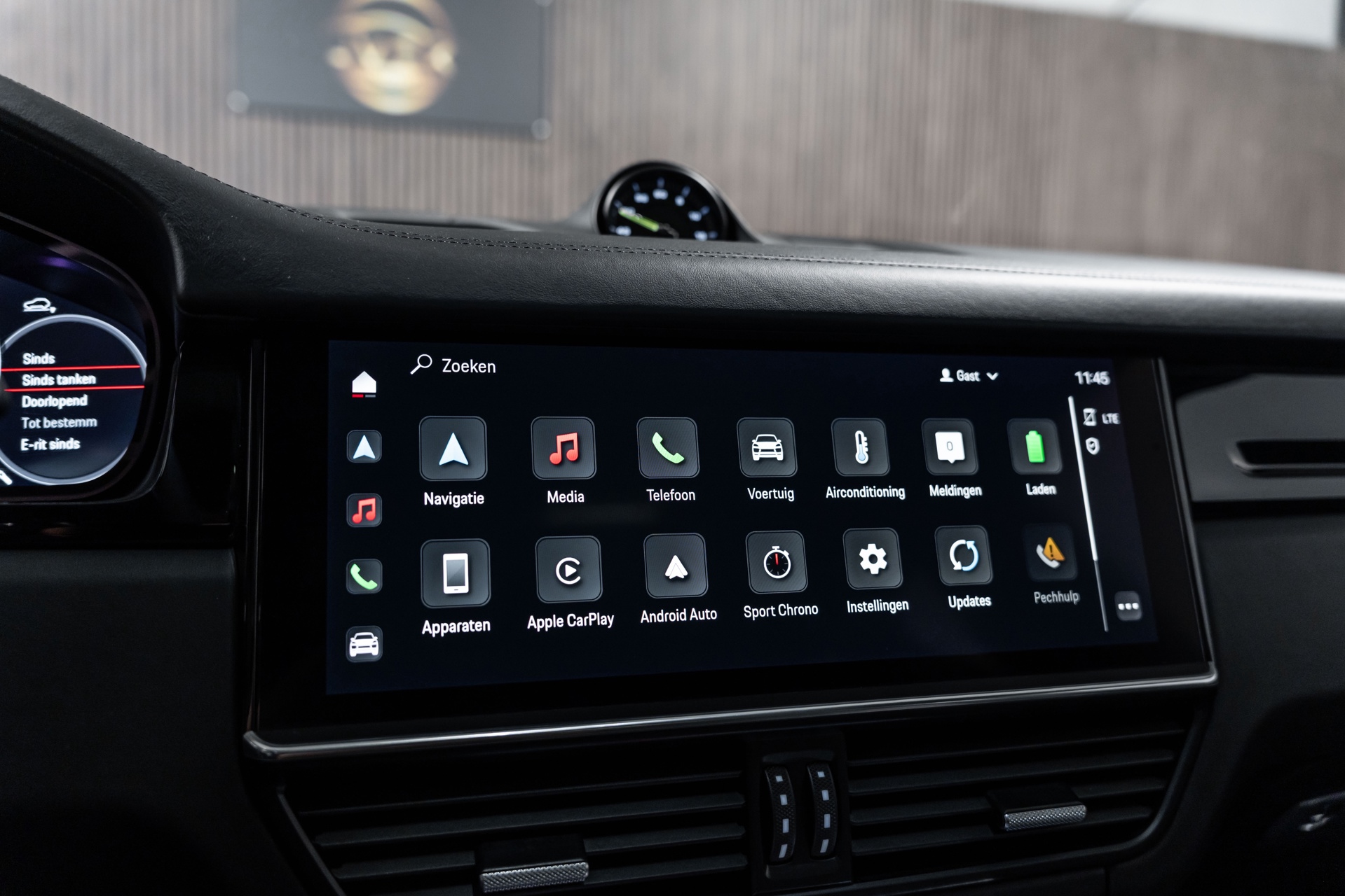 Foto van Porsche Cayenne E-hybrid