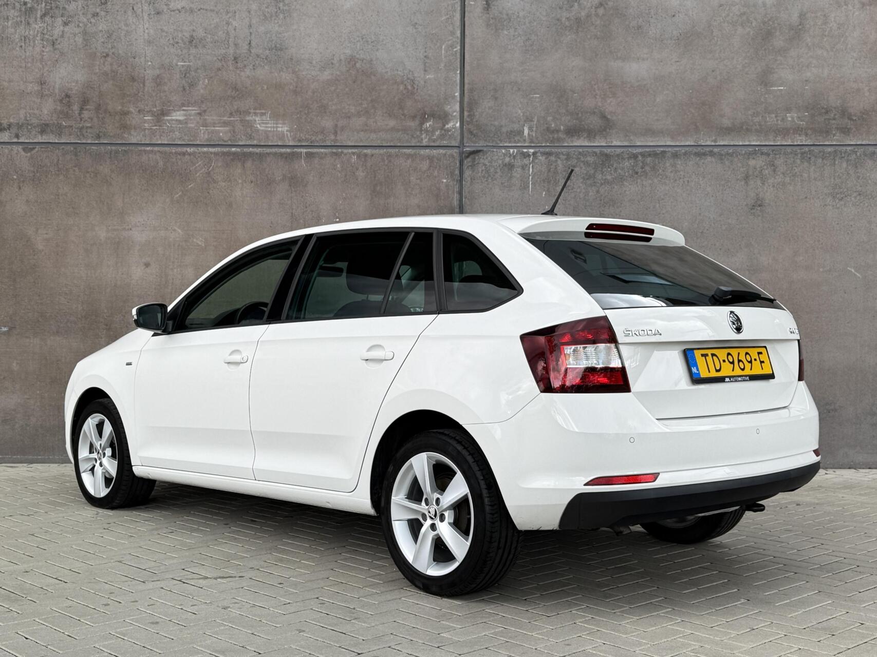 Foto van Skoda Rapid