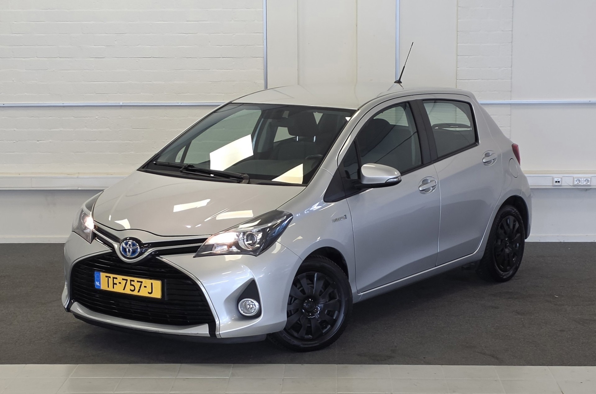Foto van Toyota Toyota Yaris Hybrid