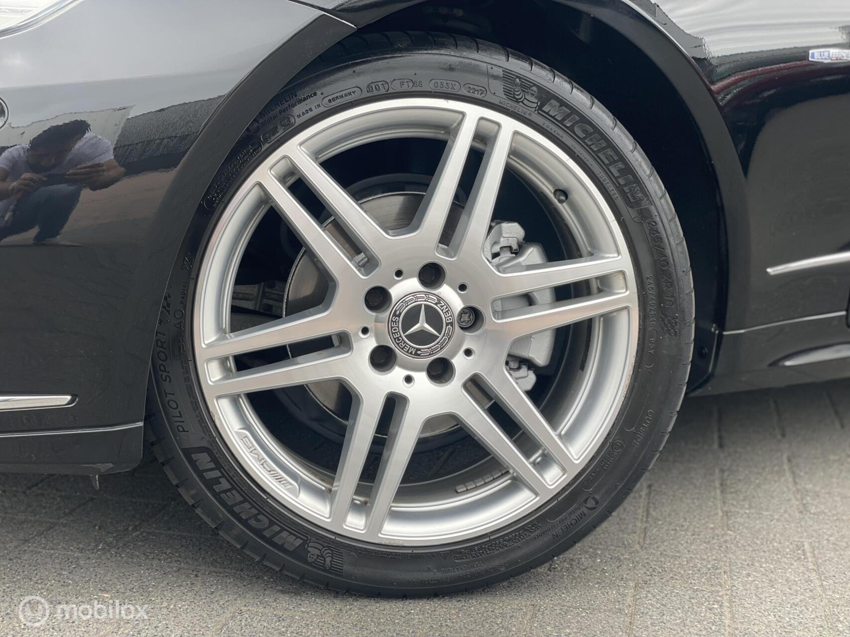 Foto van Mercedes-Benz E 200 Cgi