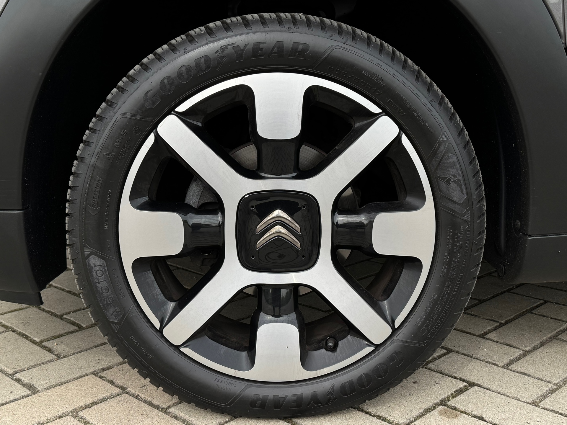 Foto van Citroen C4 Cactus