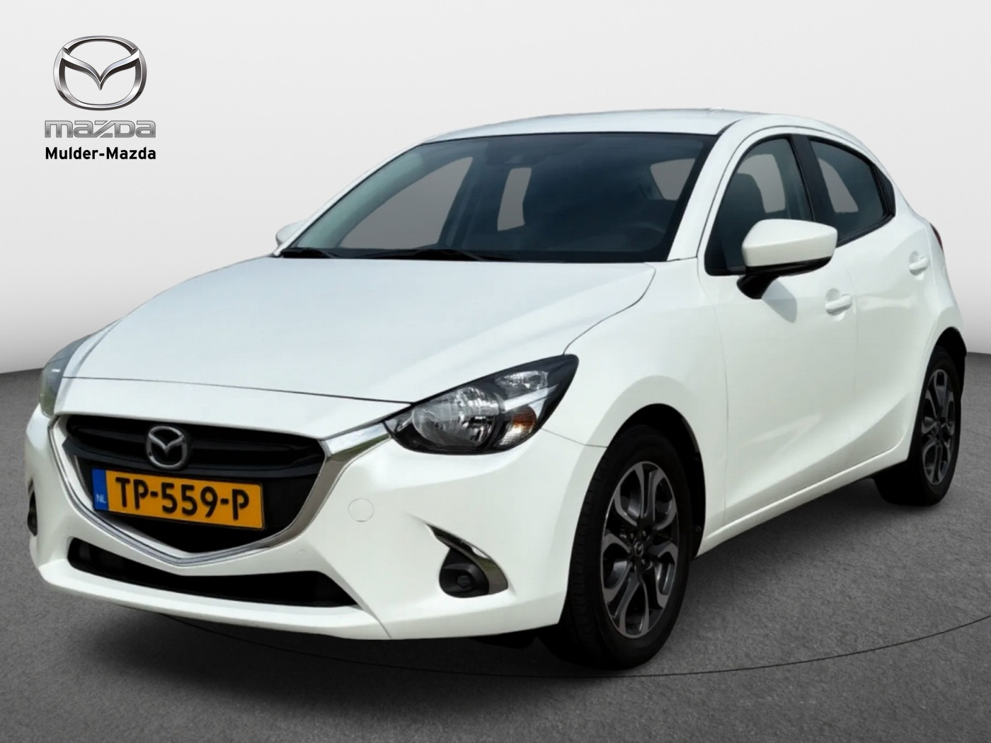 Mazda Mazda2 1.5 Skyactiv-G Dynamic+ | AIRCO | CRUISE | PARKEERSENSOREN 2018 - voorkant
