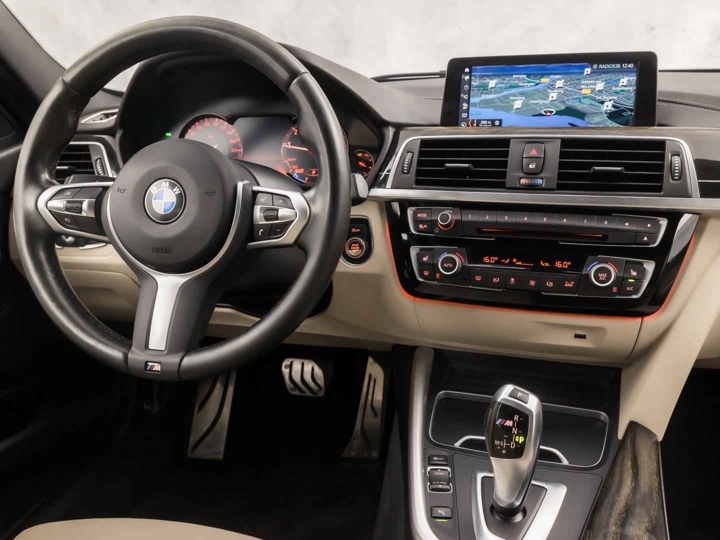 Foto van BMW 318i