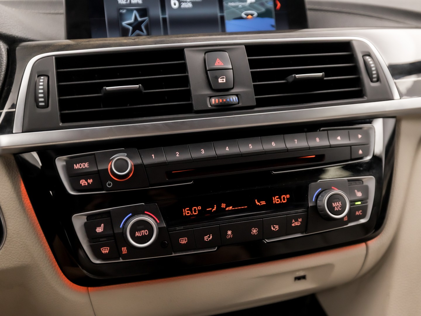 Foto van BMW 318i