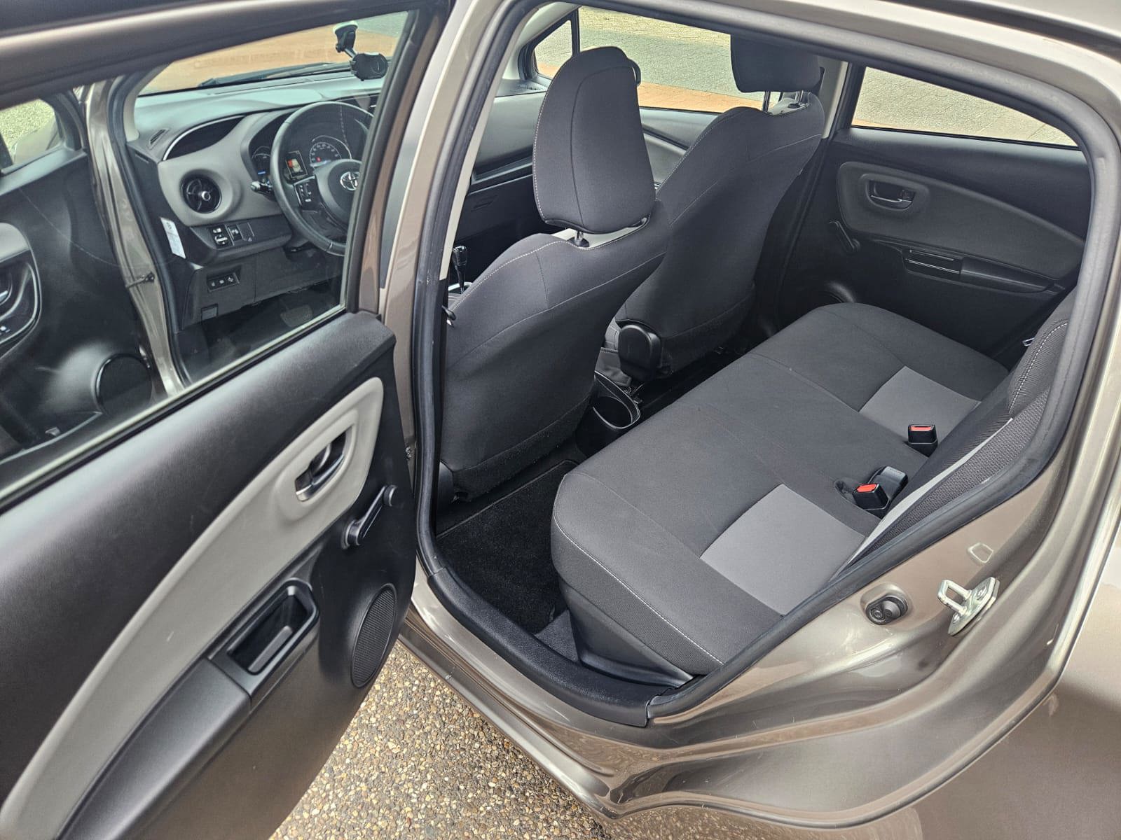 Foto van Toyota Toyota Yaris Hybrid