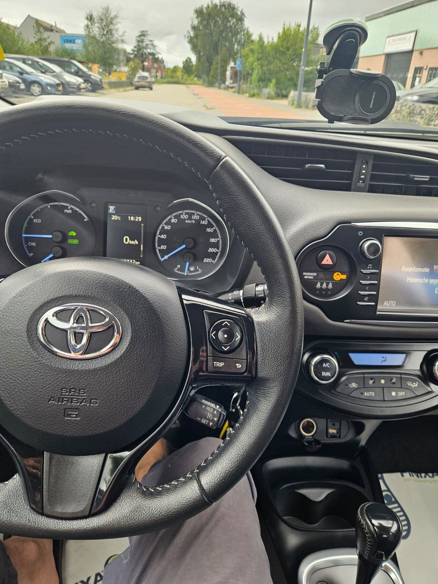 Foto van Toyota Toyota Yaris Hybrid