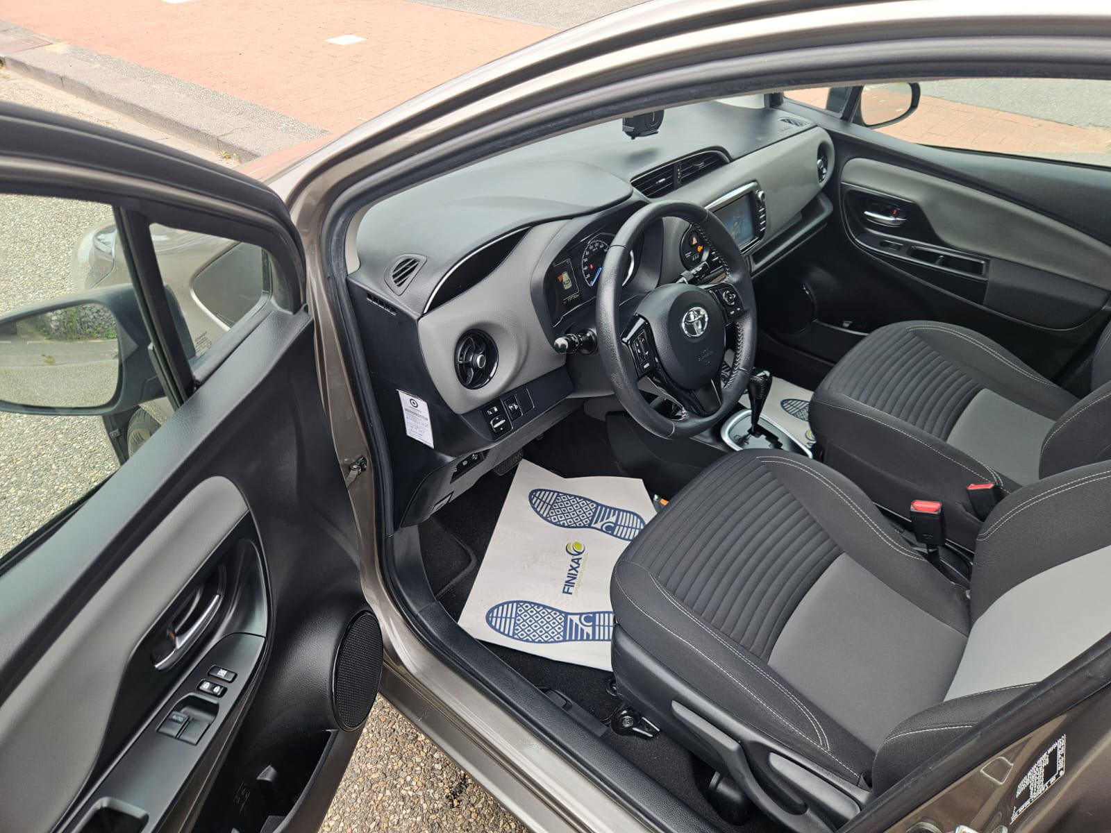 Foto van Toyota Toyota Yaris Hybrid