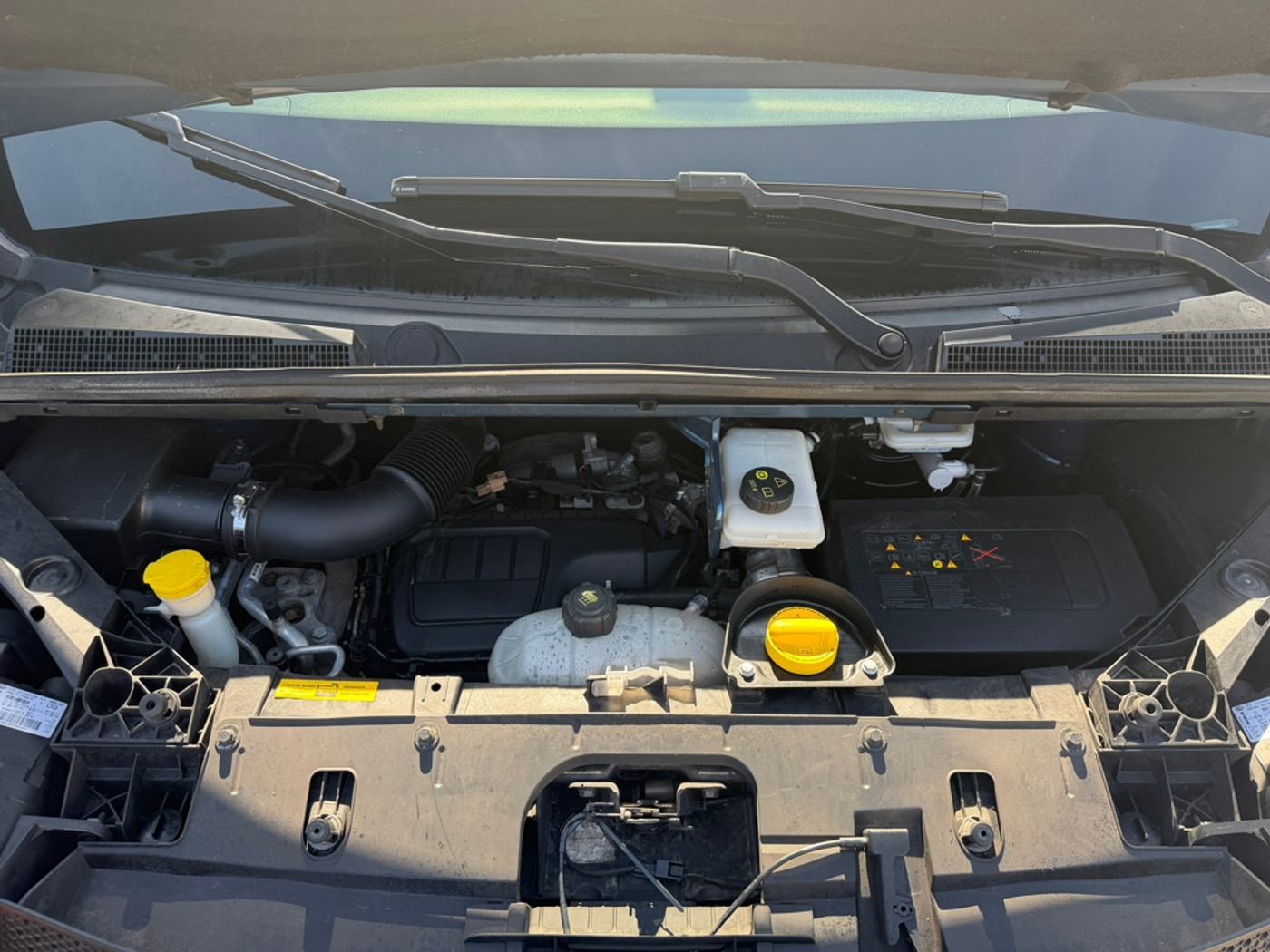 Foto van Opel Vivaro-b