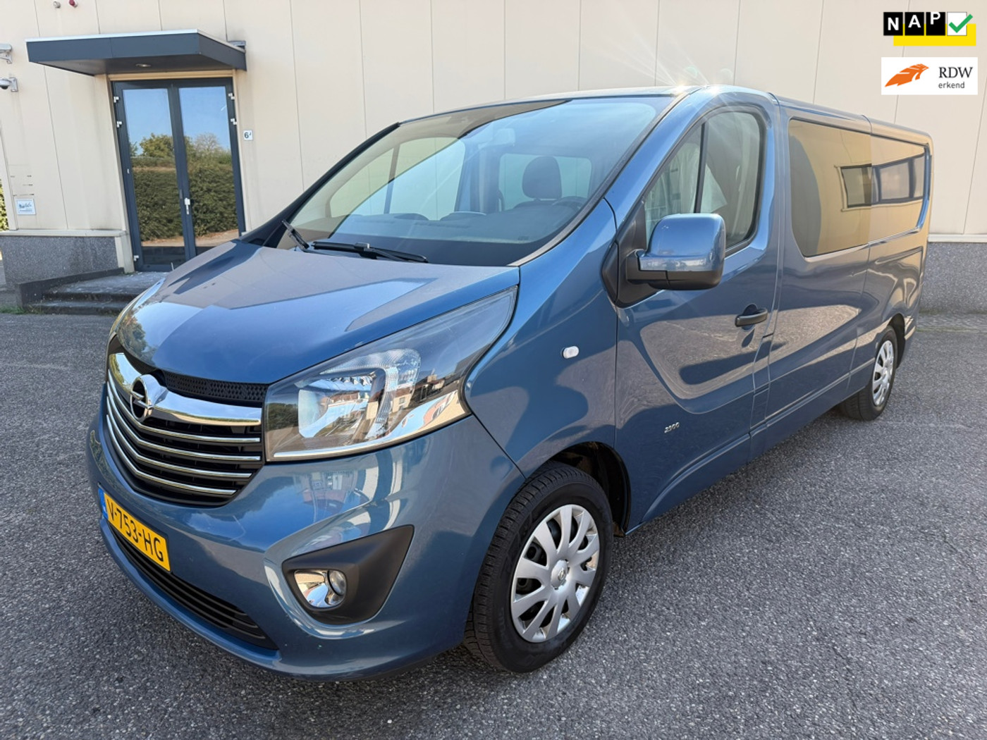 Opel Vivaro-b 1.6 CDTI L2H1 DC Edition EcoFlex Dubbelcabine ! ( MARGE ) ! 2017 - voorkant