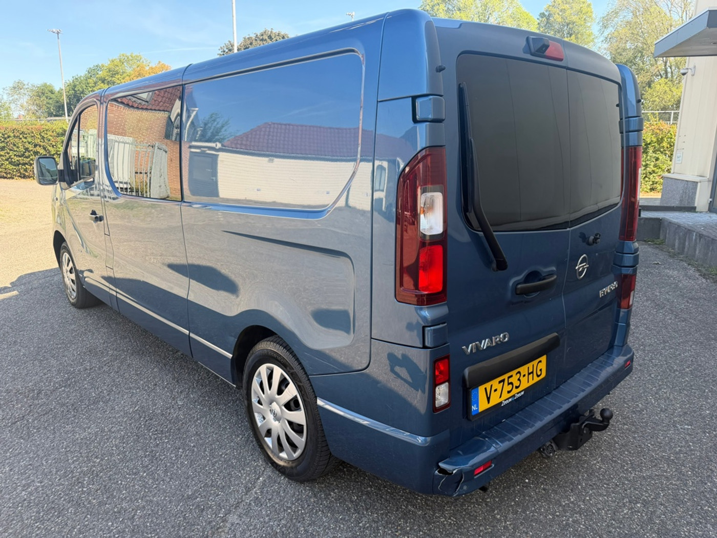 Foto van Opel Vivaro-b