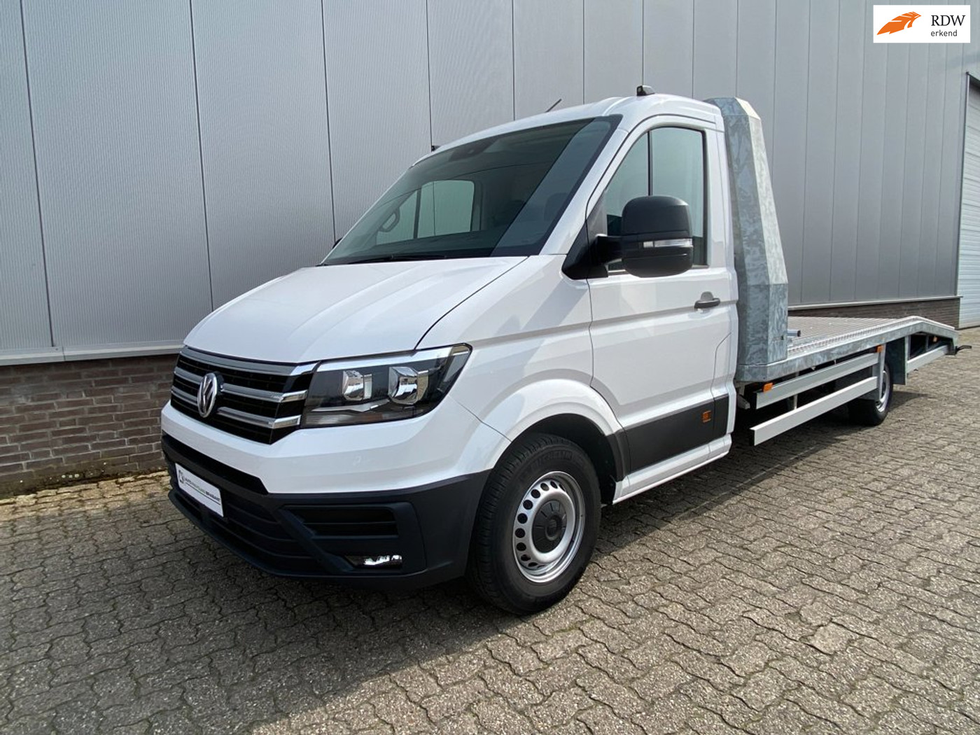 Volkswagen Crafter 35 2.0 TDI L4H3 2021 - voorkant