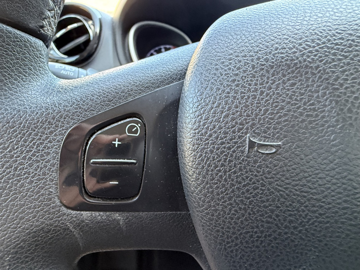 Foto van Opel Vivaro-b