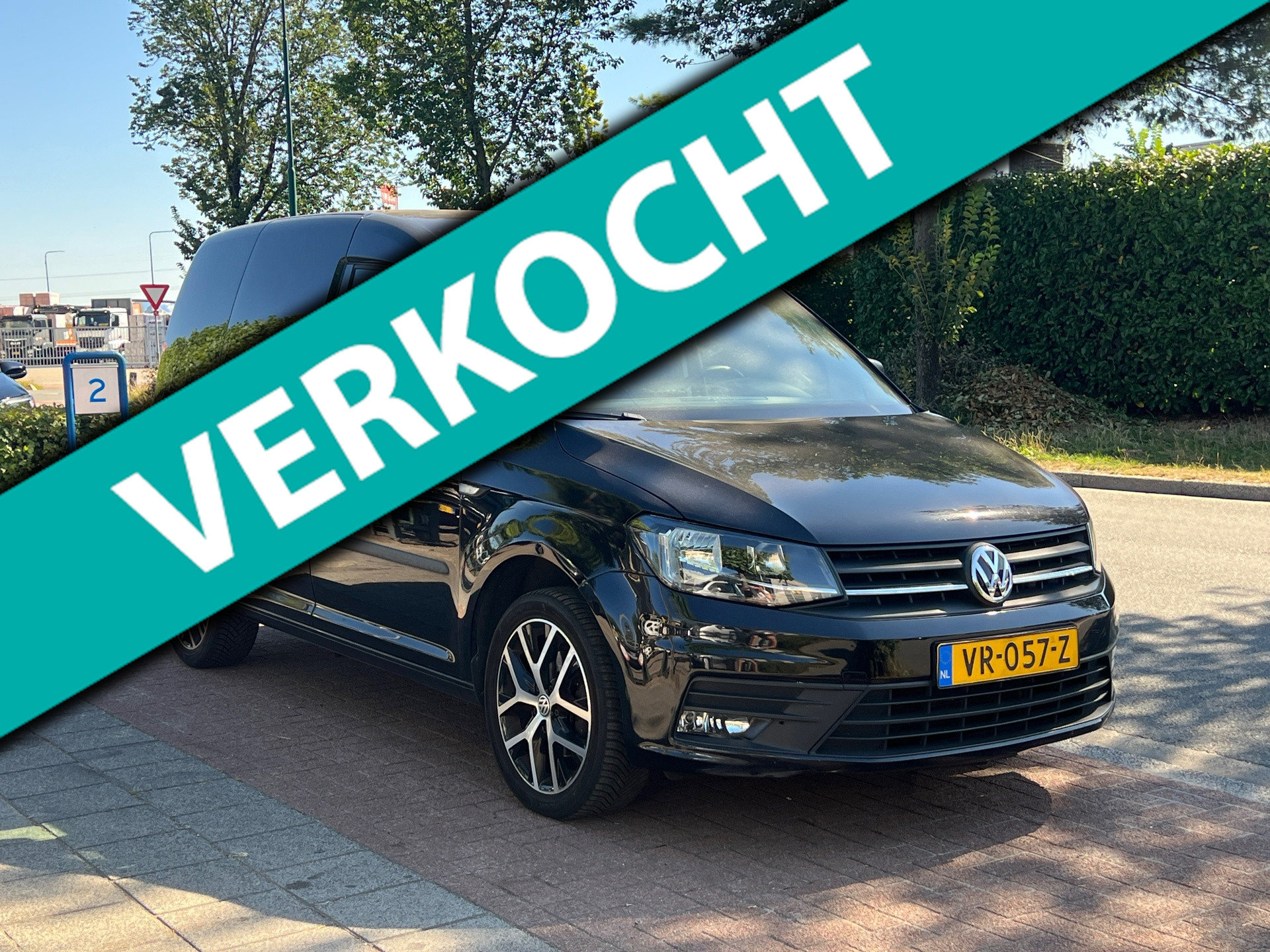 Volkswagen Caddy 2.0TDI BMT Comfort *Cruise|LMV 2015 - voorkant