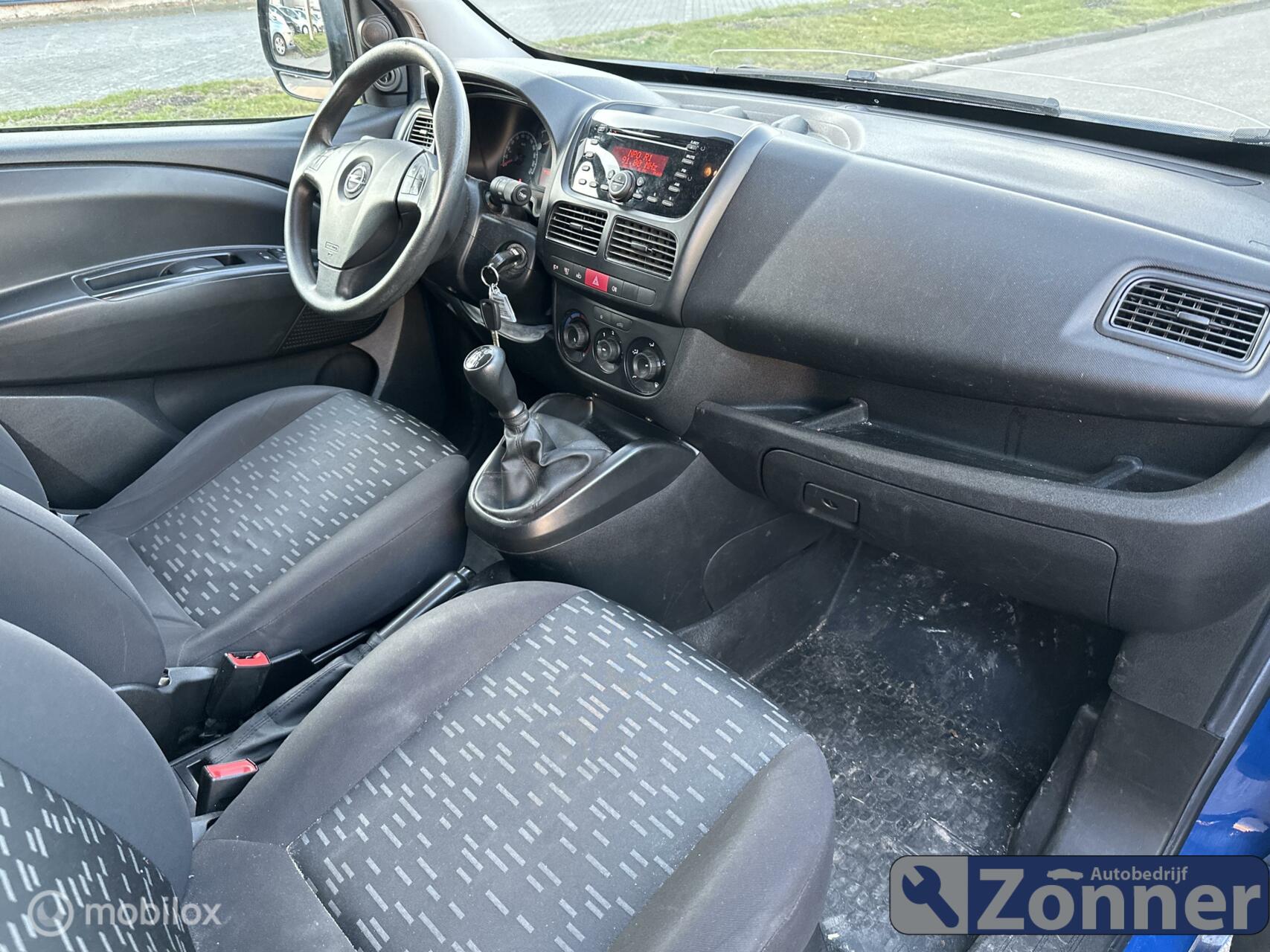 Foto van Opel Combo
