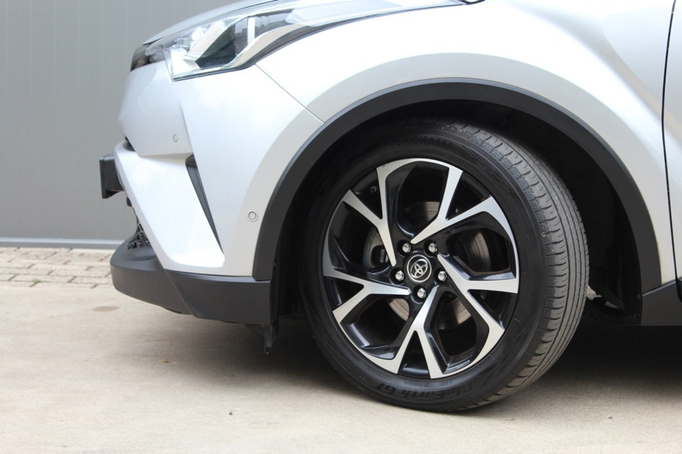 Foto van Toyota Toyota C-hr