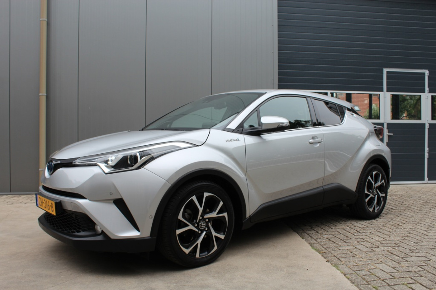 Foto van Toyota Toyota C-hr