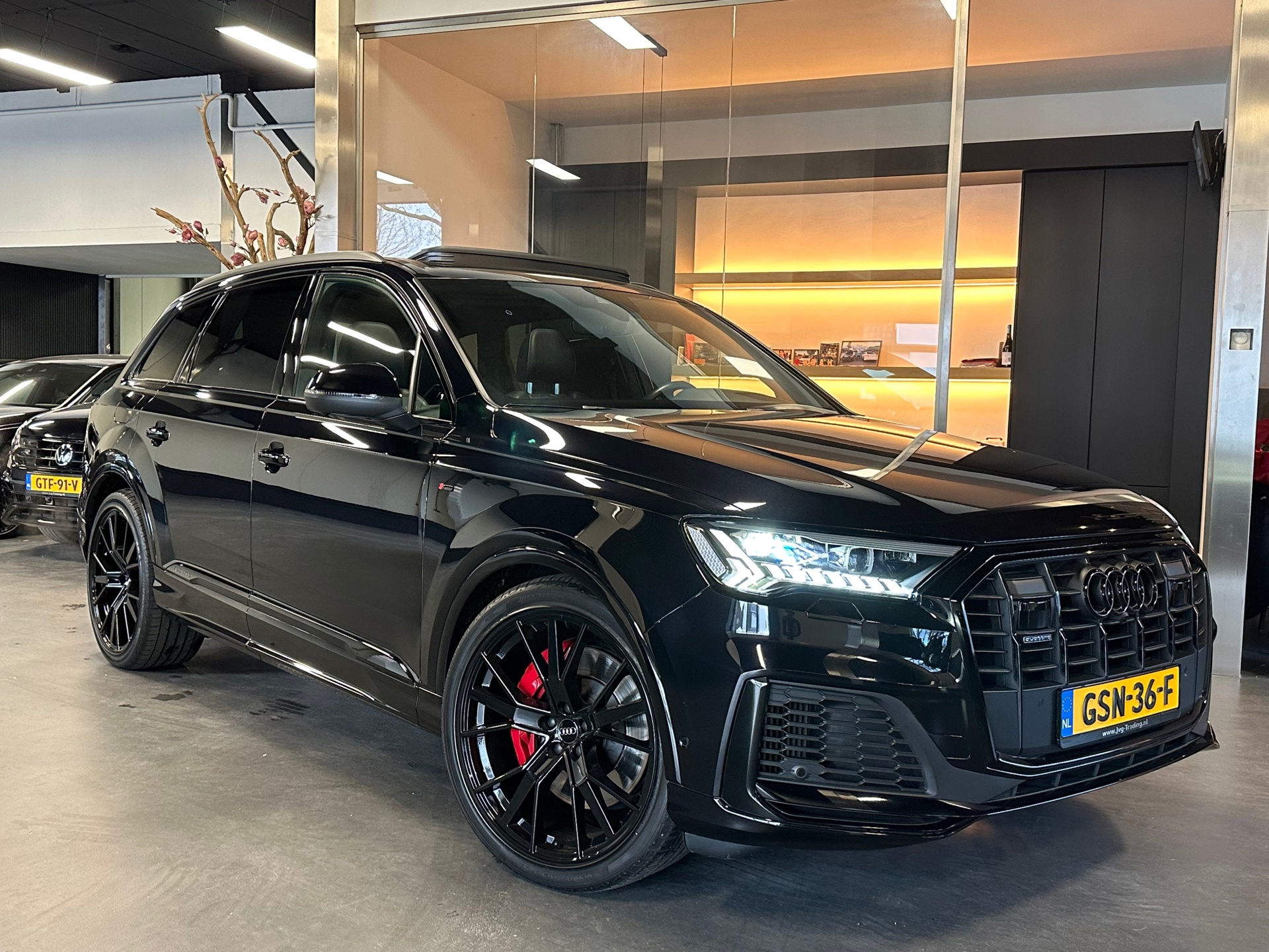 Foto van Audi Q7 60 TFSI E