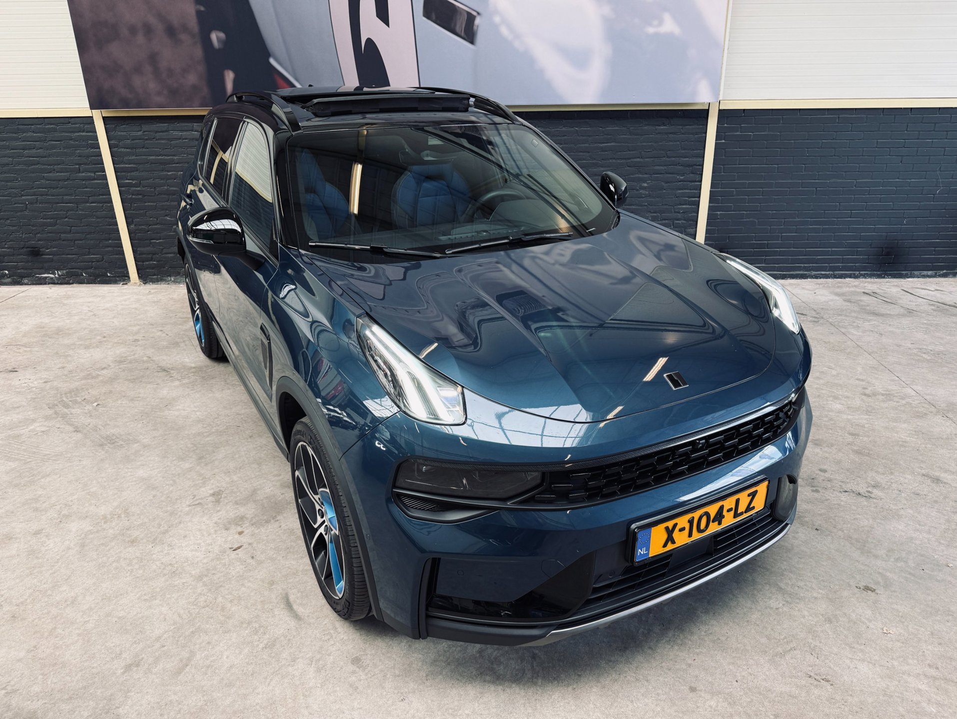 Foto van Lynk&co LYNK & Co 01