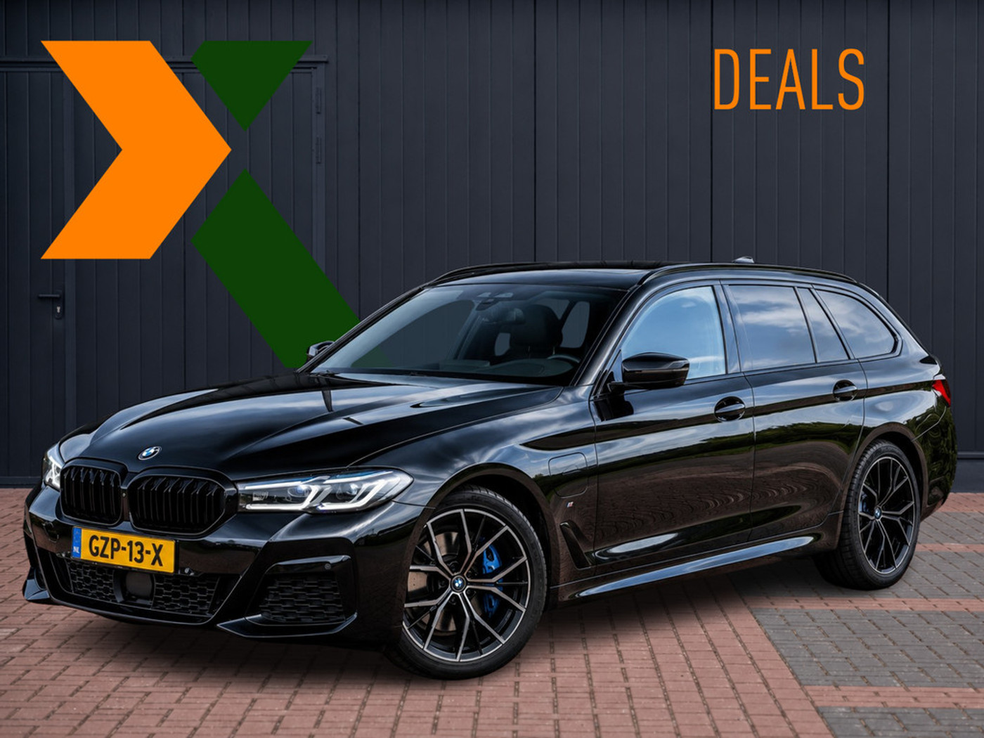 BMW 530e xDrive Touring 530e xDrive Business Edition Plus | Alle opties | HUD | 2022 - voorkant