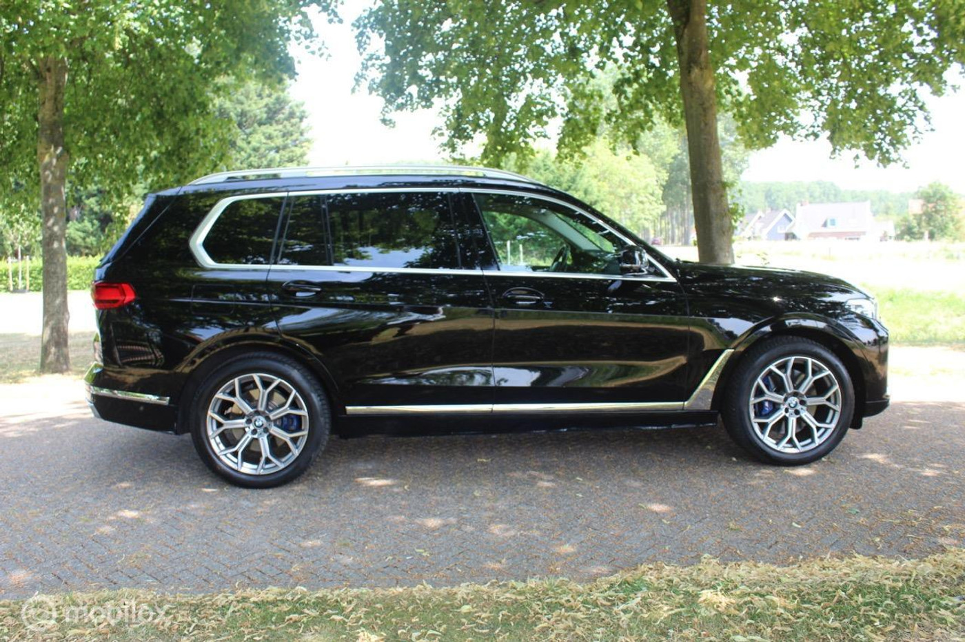 Foto van BMW X7 xDrive 40i