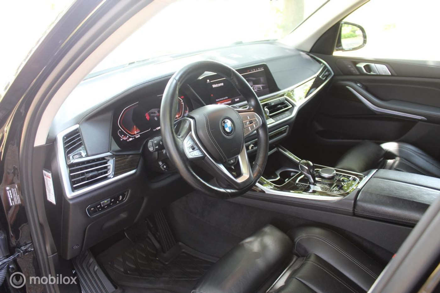 Foto van BMW X7 xDrive 40i