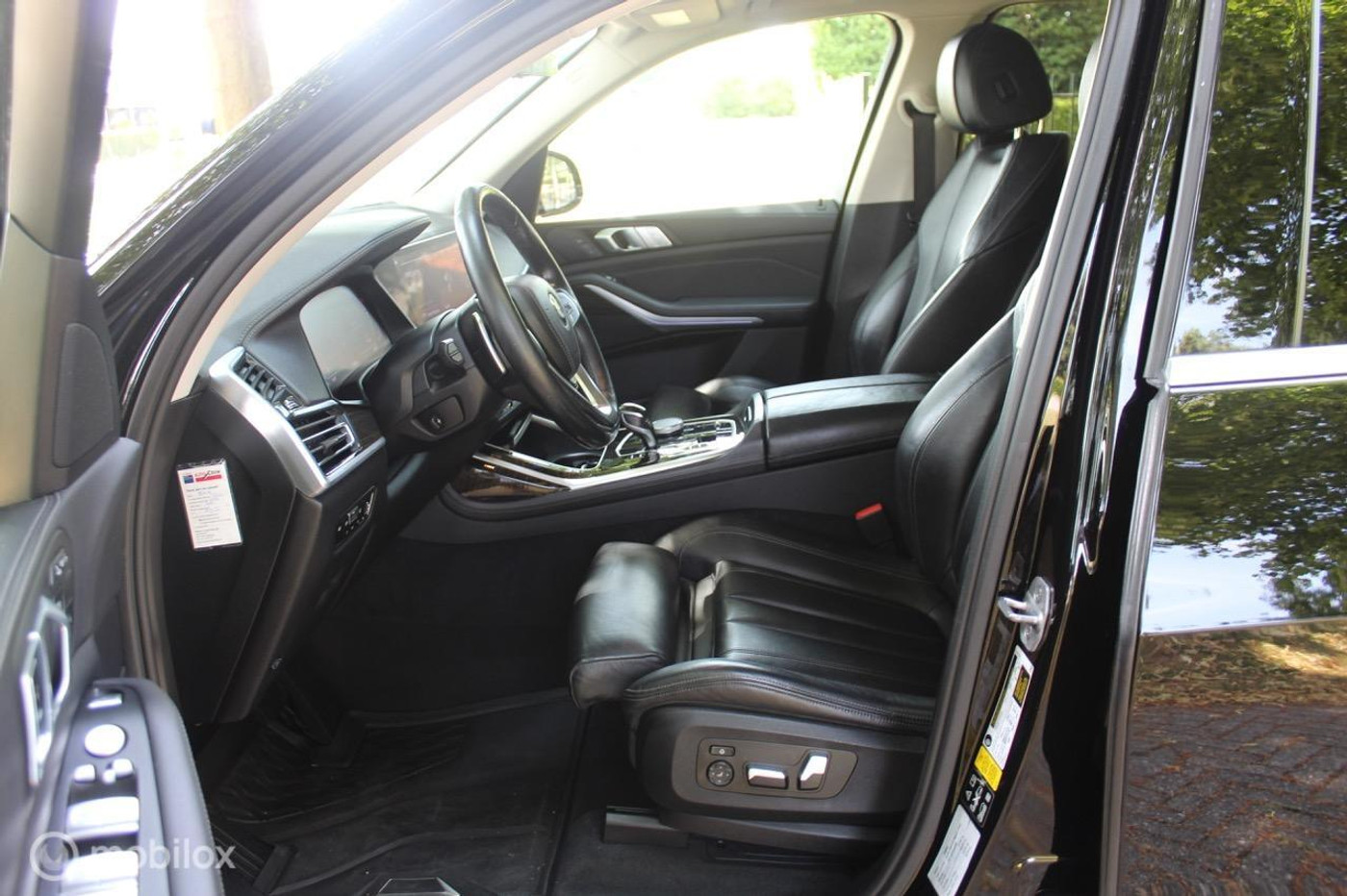 Foto van BMW X7 xDrive 40i
