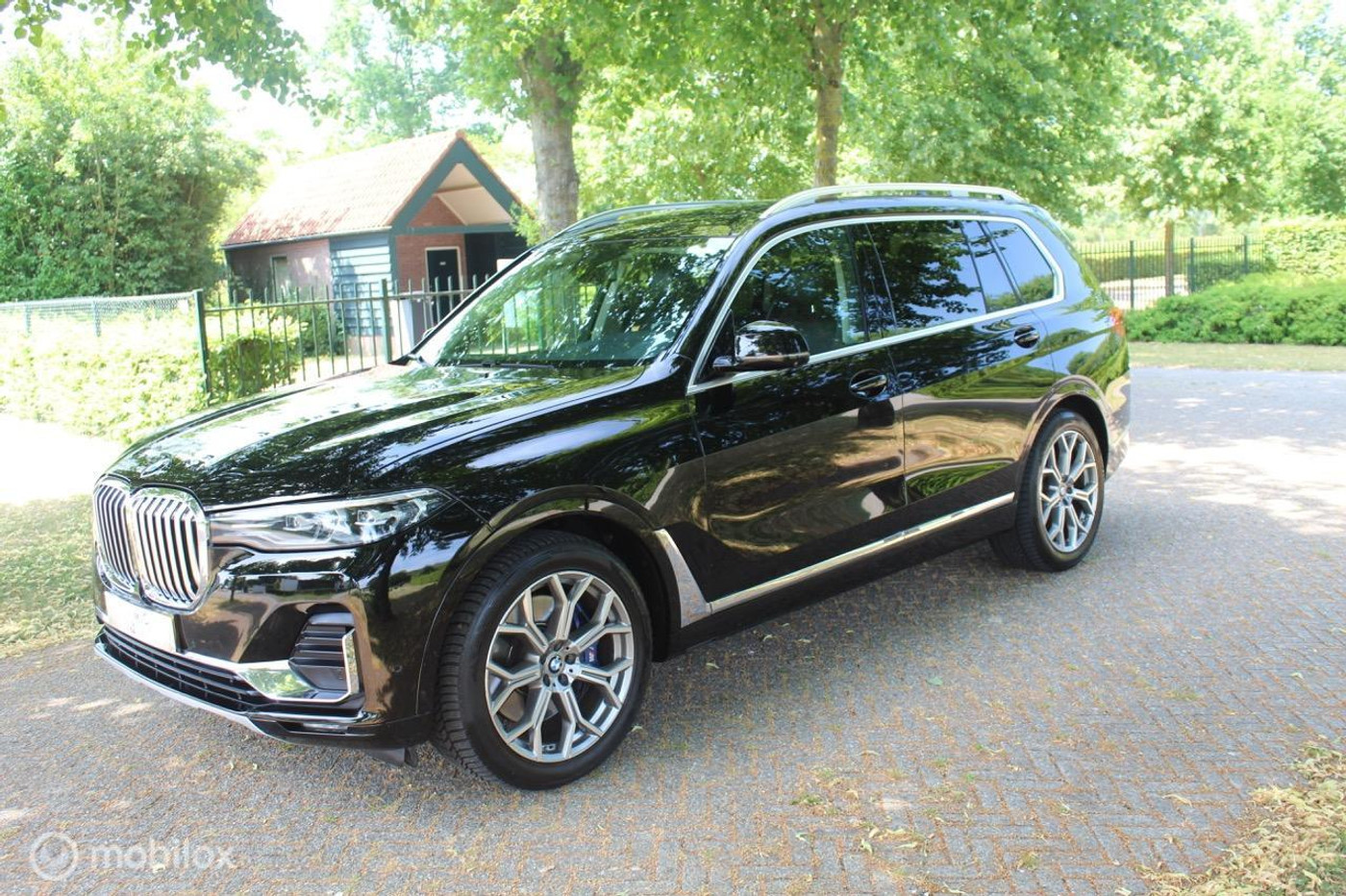 Foto van BMW X7 xDrive 40i