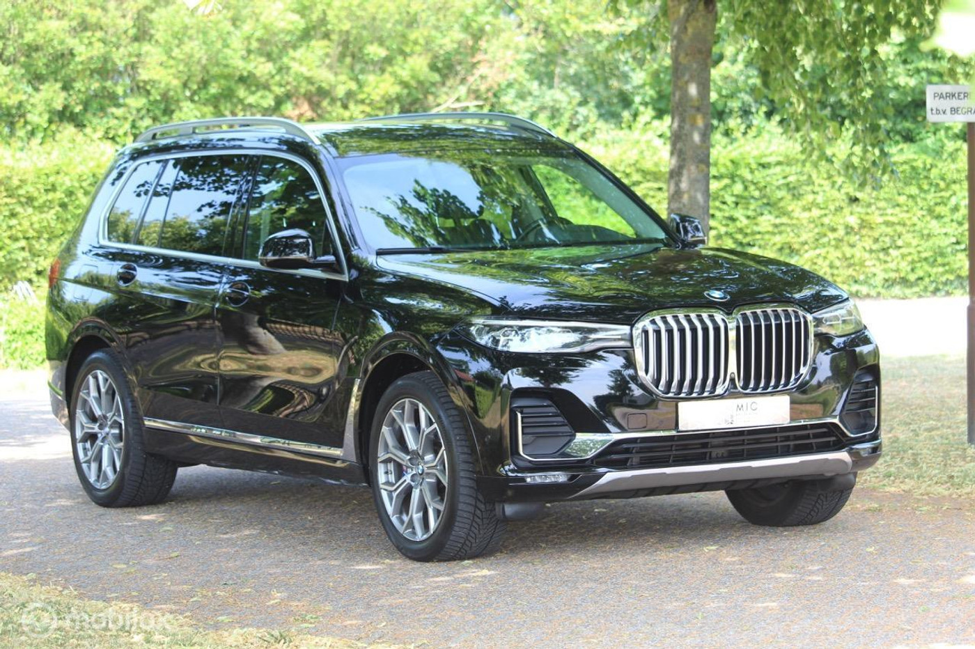 Foto van BMW X7 xDrive 40i