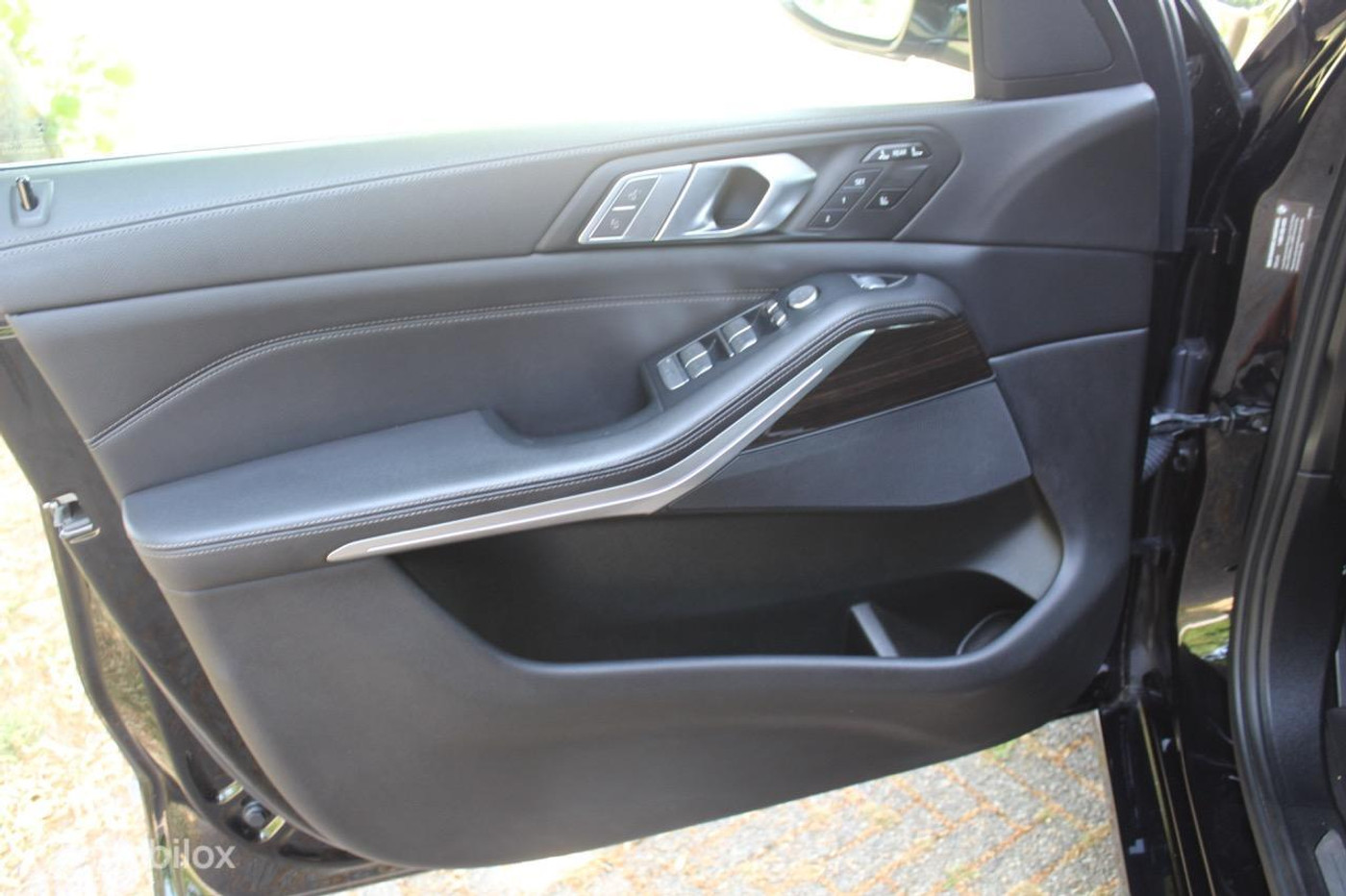 Foto van BMW X7 xDrive 40i