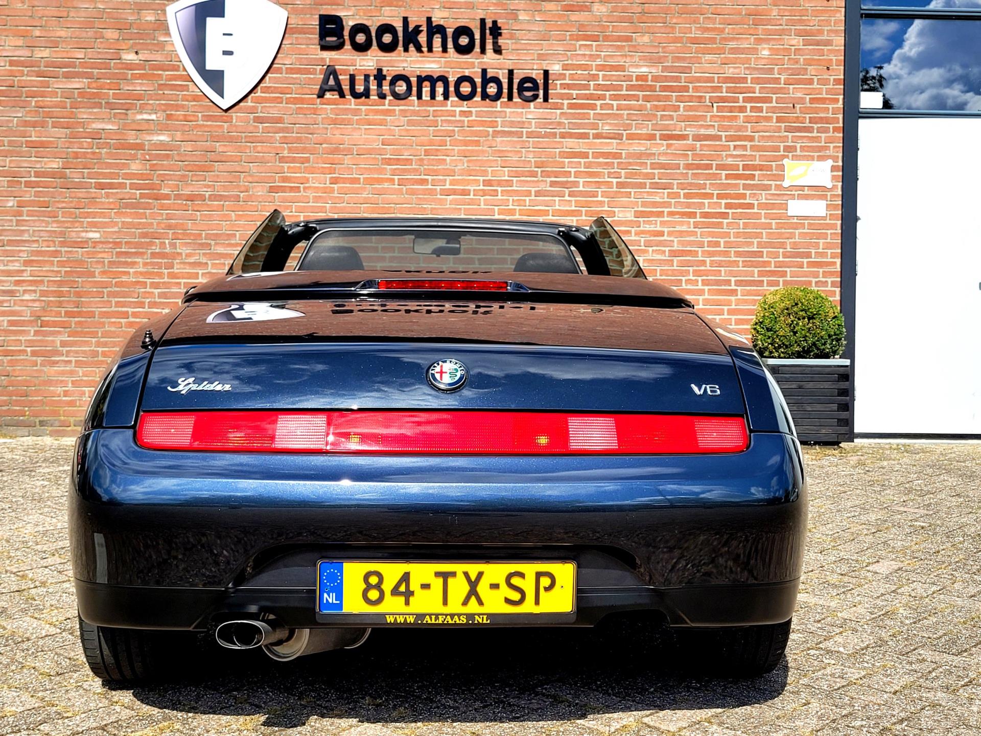 Foto van Alfa Romeo ( Alfa Romeo Spider )