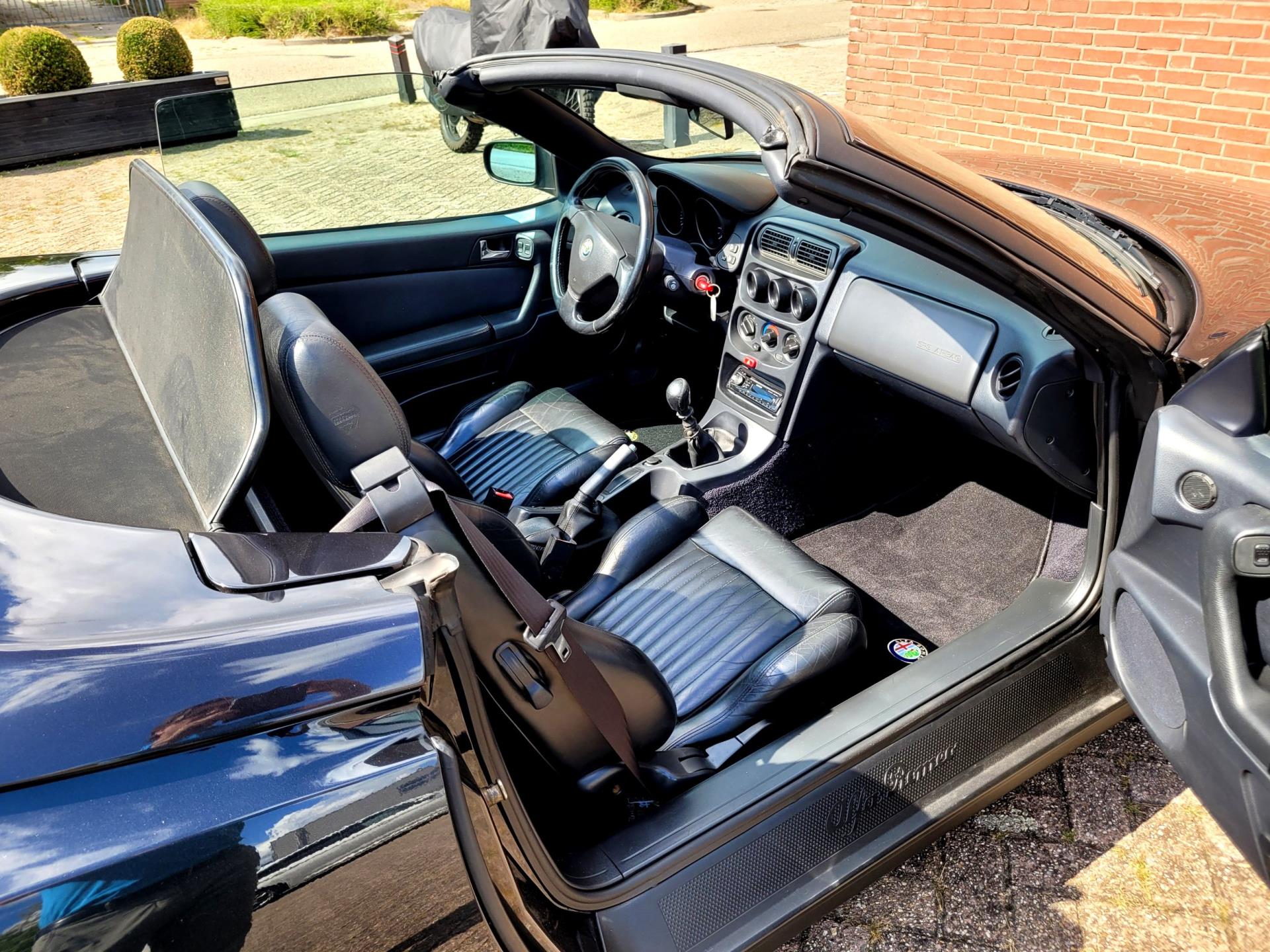 Foto van Alfa Romeo ( Alfa Romeo Spider )