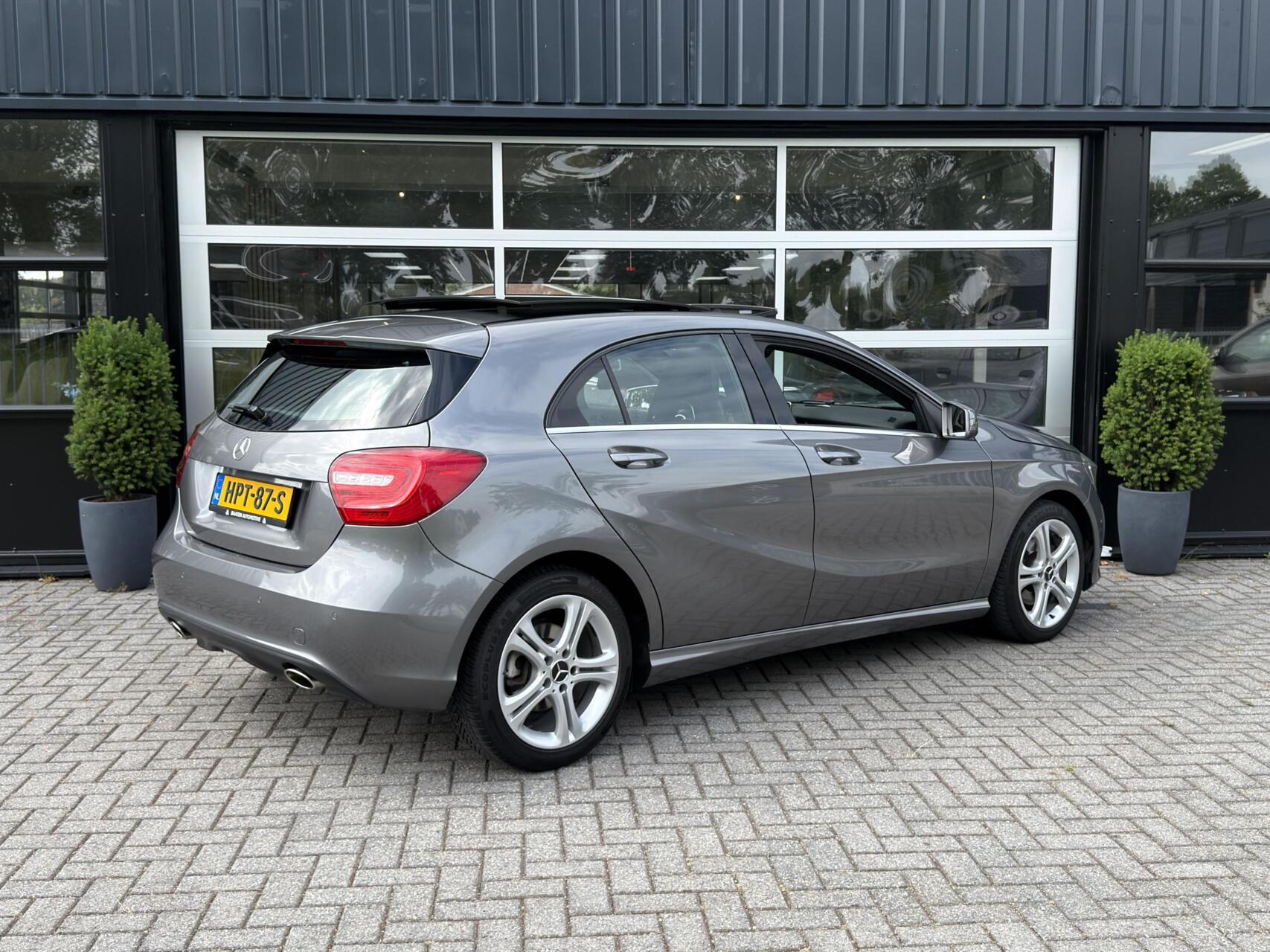 Foto van Mercedes-Benz A 200