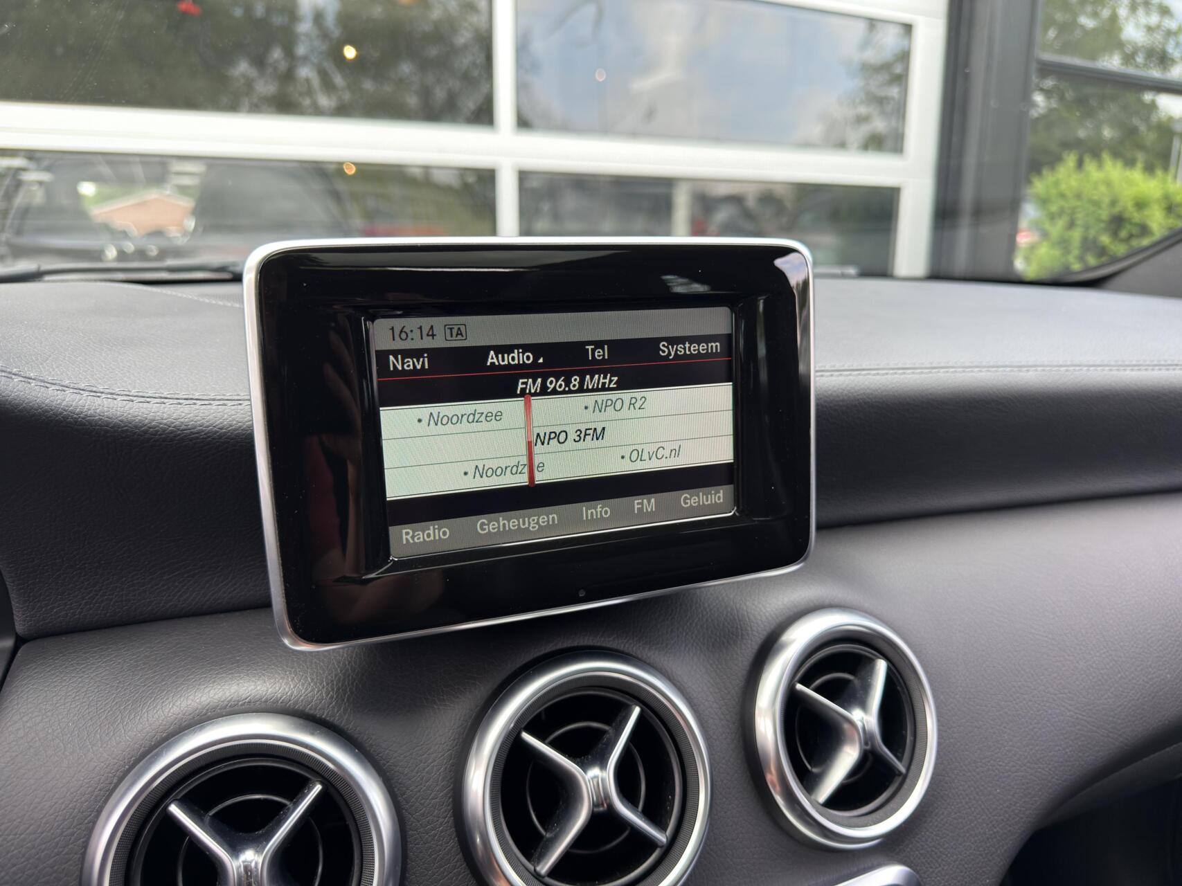 Foto van Mercedes-Benz A 200