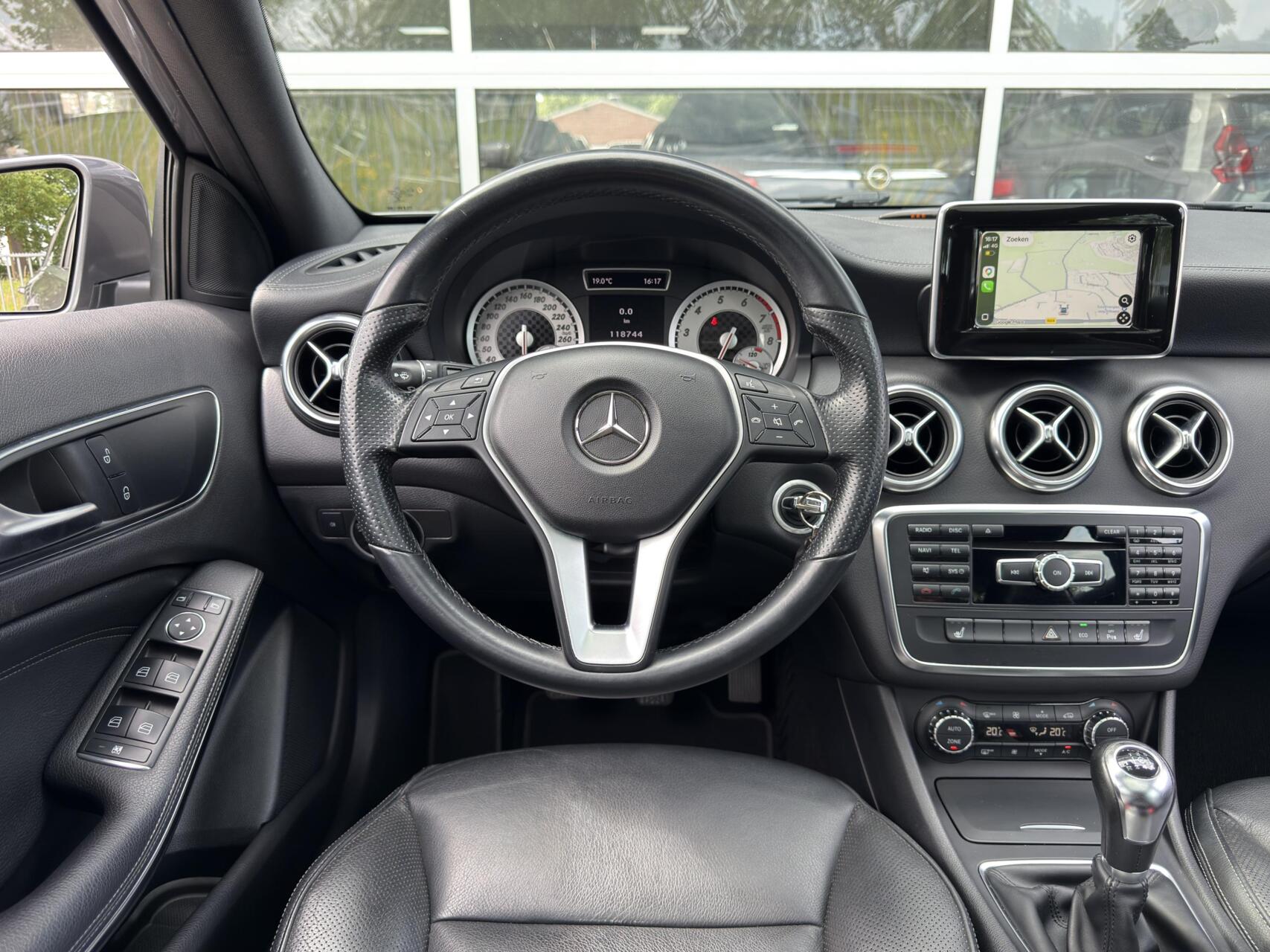 Foto van Mercedes-Benz A 200