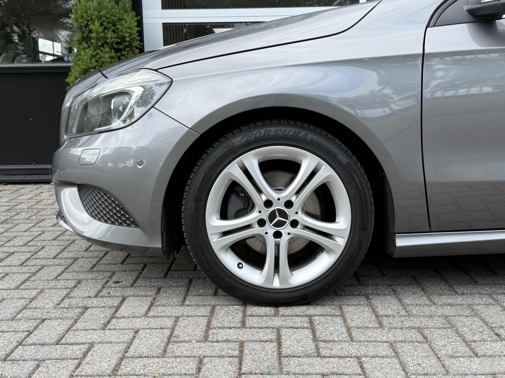 Foto van Mercedes-Benz A 200