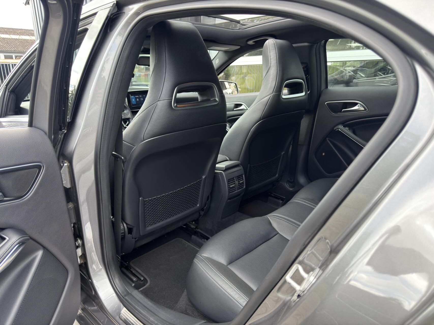 Foto van Mercedes-Benz A 200