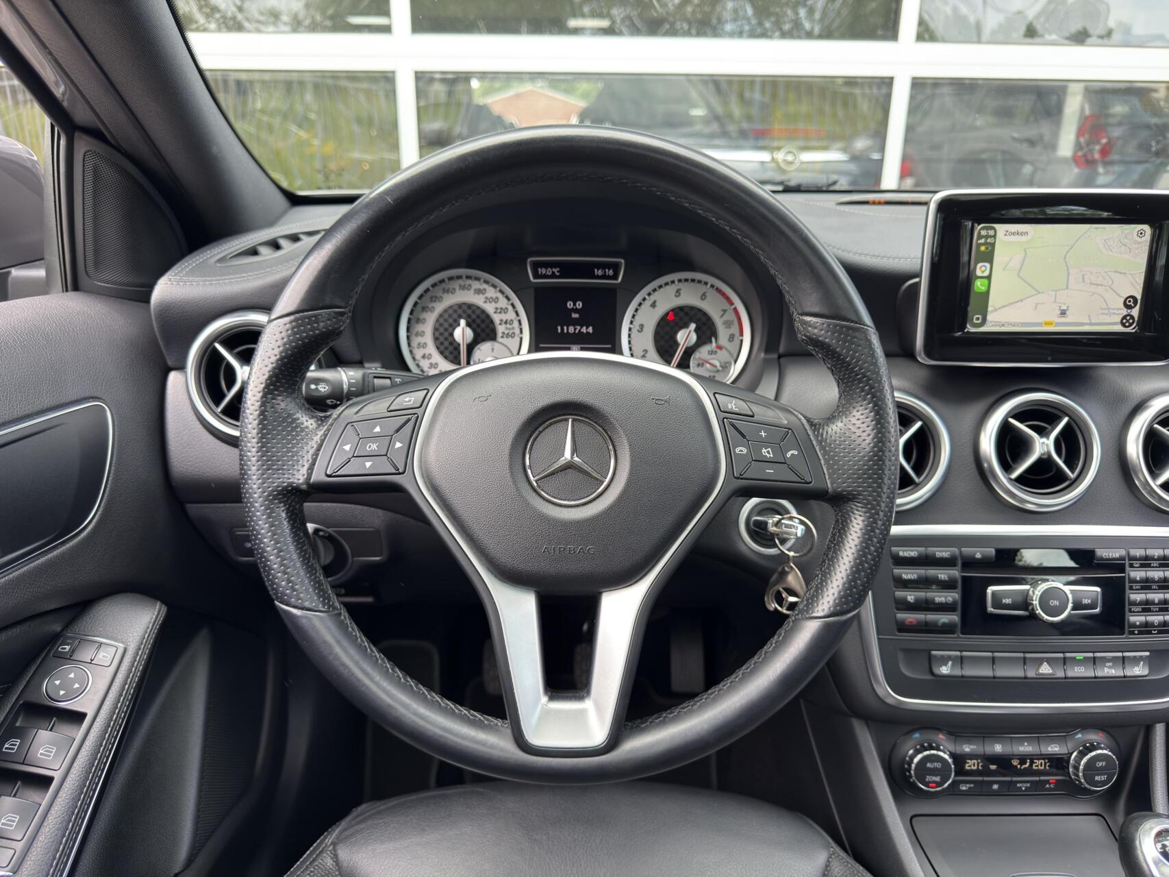 Foto van Mercedes-Benz A 200