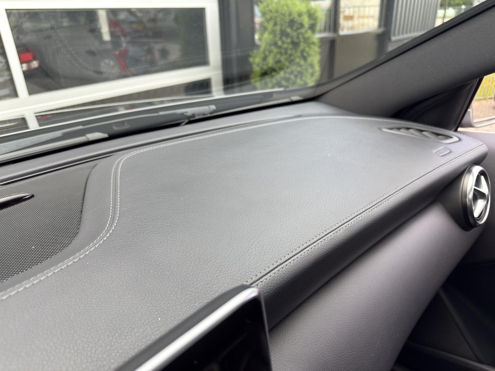 Foto van Mercedes-Benz A 200