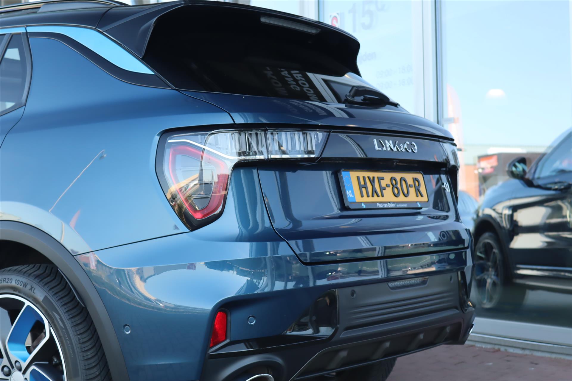 Foto van Lynk&co LYNK & Co 01