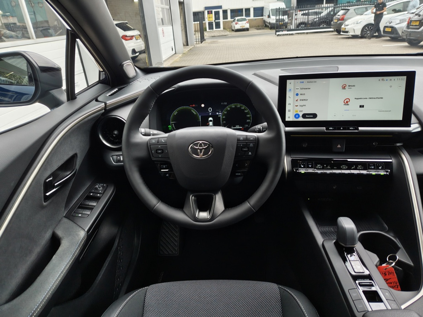 Foto van Toyota Toyota C-hr