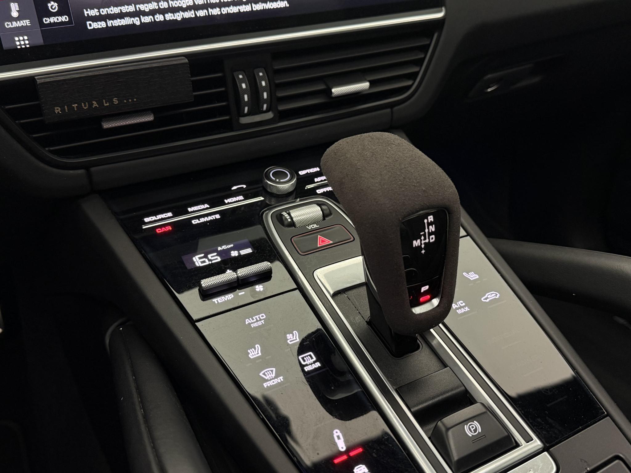 Foto van Porsche Cayenne Turbo
