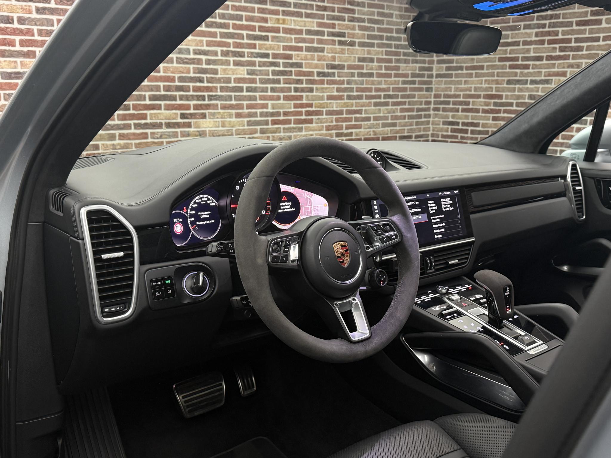 Foto van Porsche Cayenne Turbo