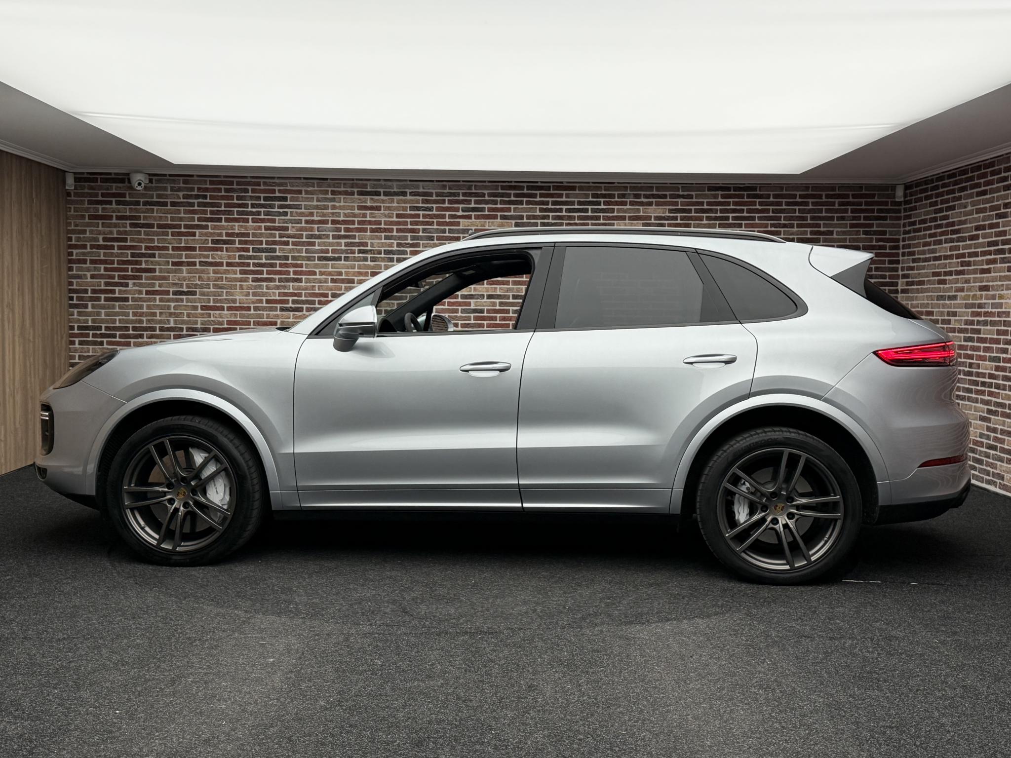 Foto van Porsche Cayenne Turbo