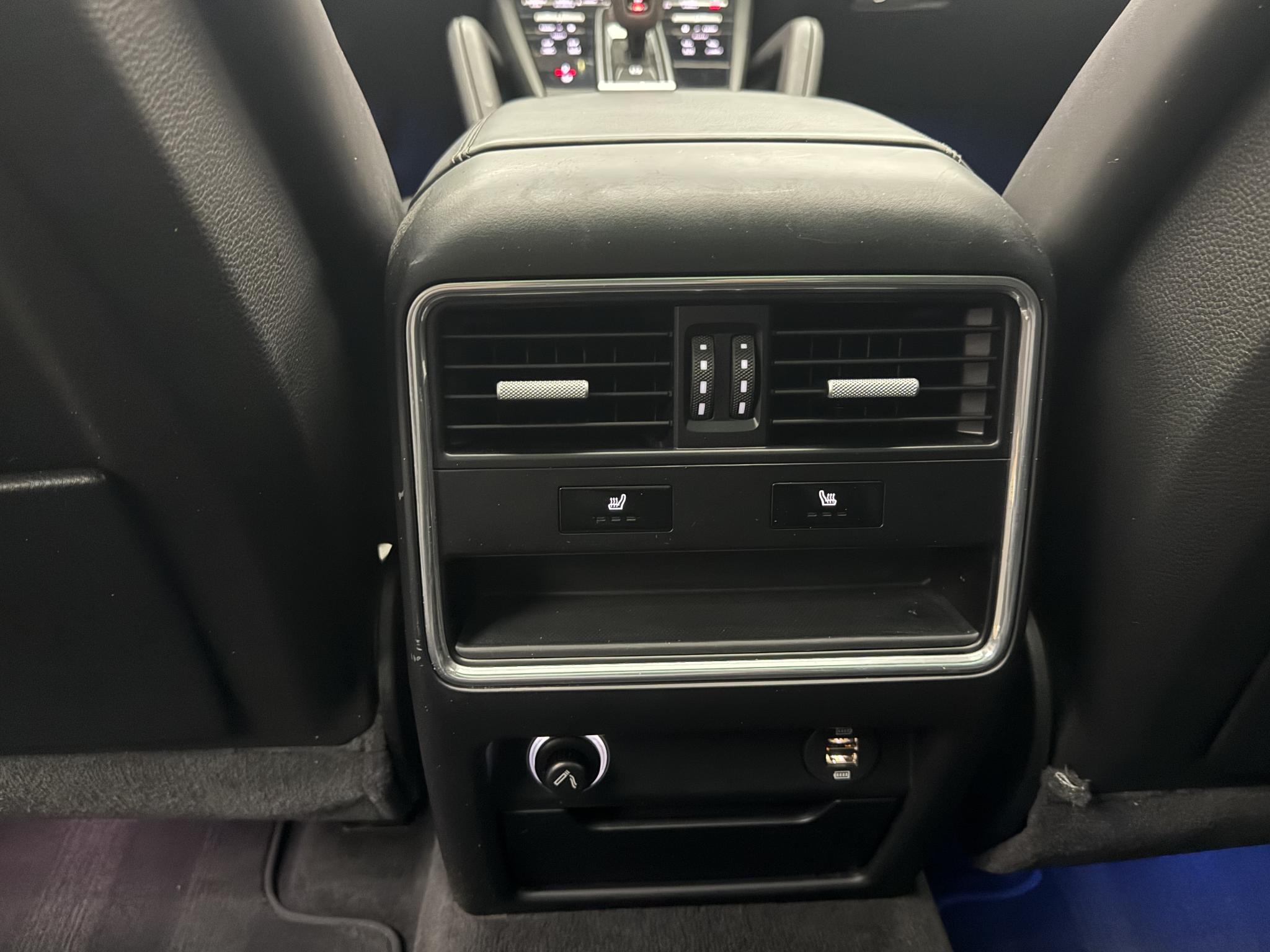 Foto van Porsche Cayenne Turbo