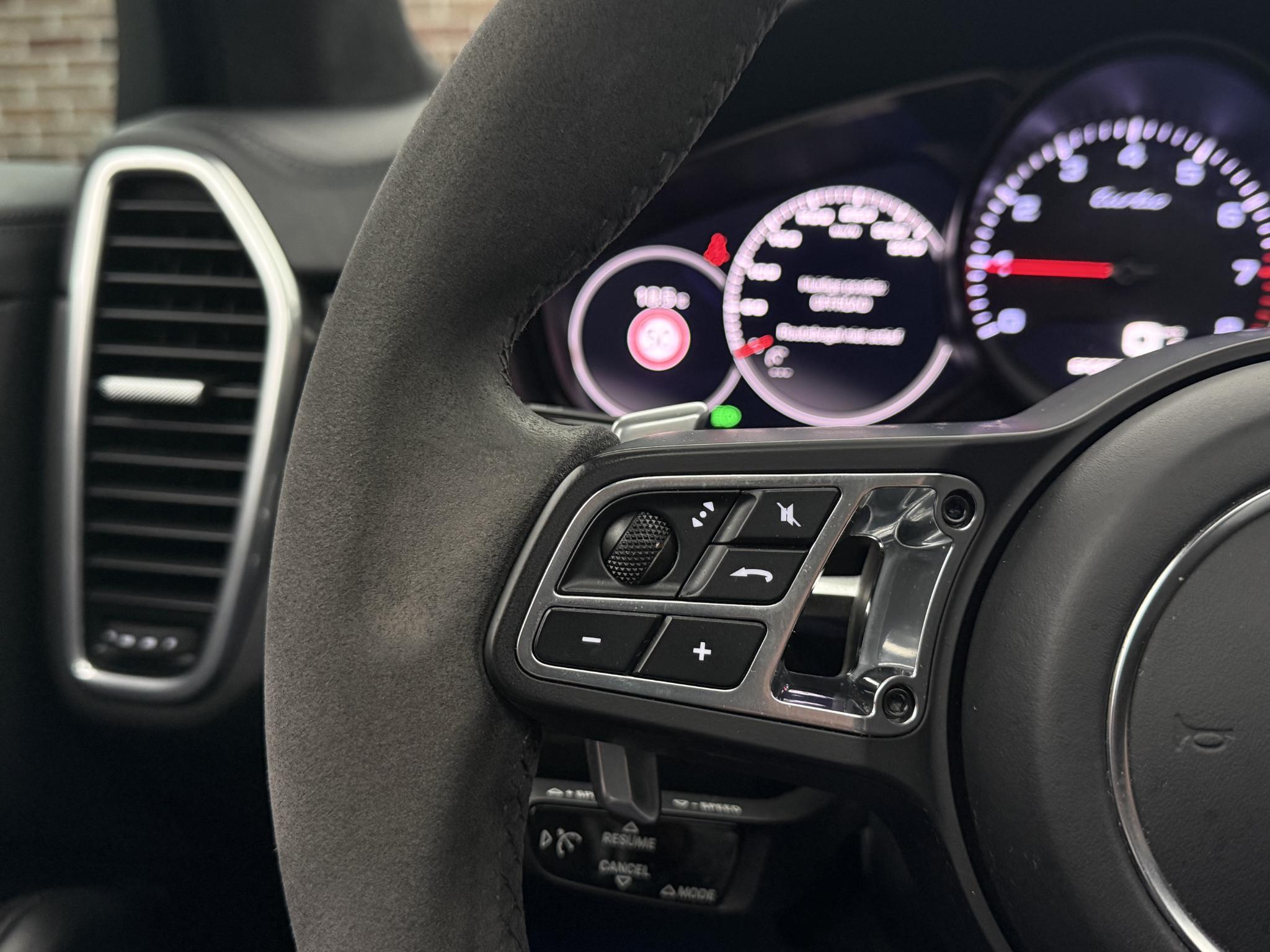 Foto van Porsche Cayenne Turbo